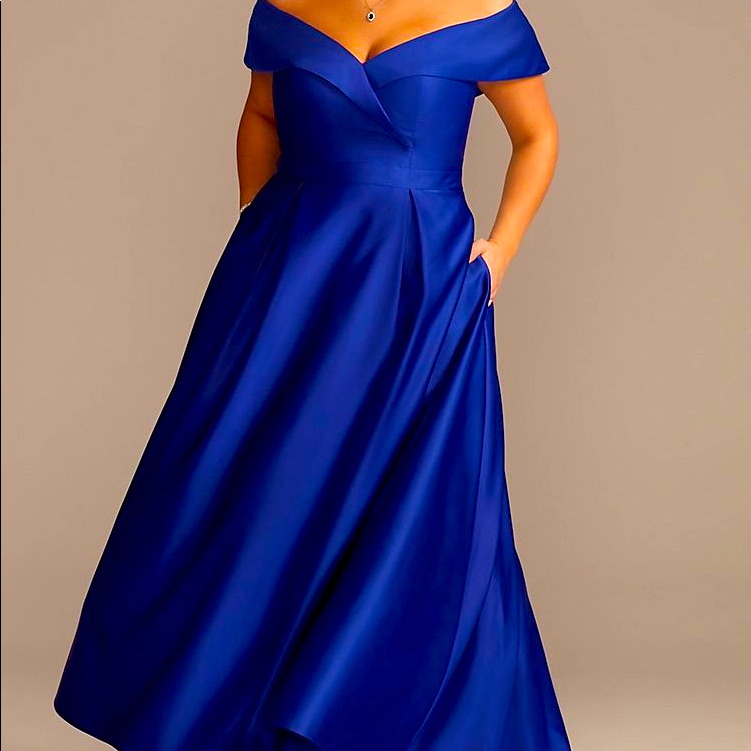 Sweetheart Off-The-Shoulder Satin Ball Gown